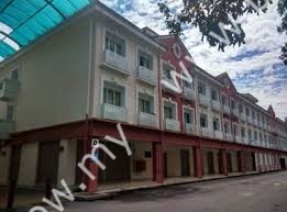 LS Block H, Bukit Merah Laketown, 34400 Simpang Ampat Semanggol, Perak