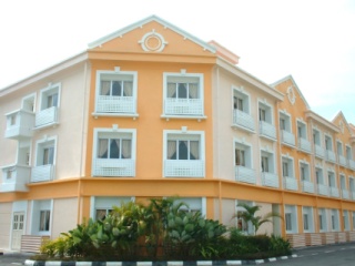 LS Blok G, Bukit Merah Laketown, 34400 Spg. Ampat Semanggol, Perak