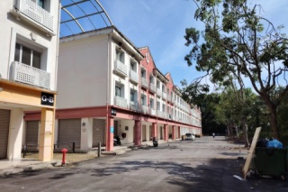 Ls Block H, Bukit Merah Laketown, 34400 Simpang Empat, Semanggol, Perak