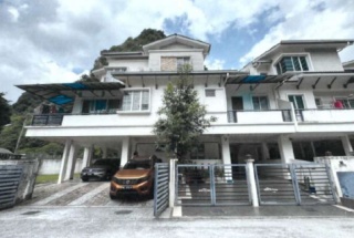 Jalan Ariza, Taman Raintree, 68100 Batu Caves, Selangor