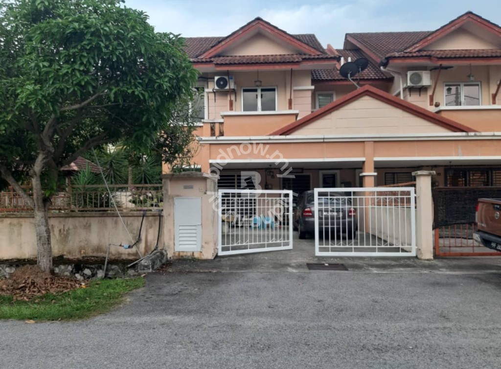 HUGE DOUBLE STOREY ENDLOT AZ-ZAHRA PUNCAK ALAM
