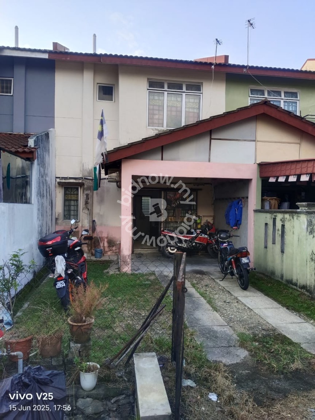 FREEHOLD DOUBLE STOREY TERRACE BUKIT BERUNTUNG RAWANG