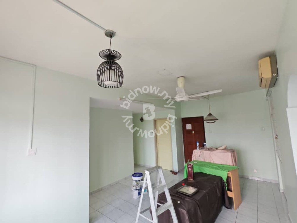 [Near TARUC, 3 Bedrooms] Azuria Condominium, Tanjung Bungah
