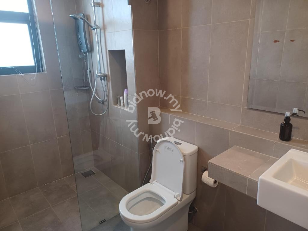 Timurbay Seafront Residence - Hillview