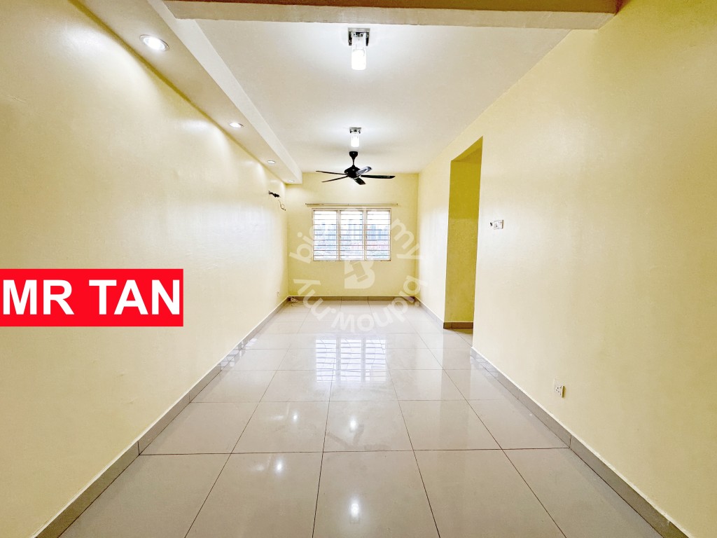 Putra Suria Cheras Permaisuri Apartment Near LRT Taman Ikan Emas
