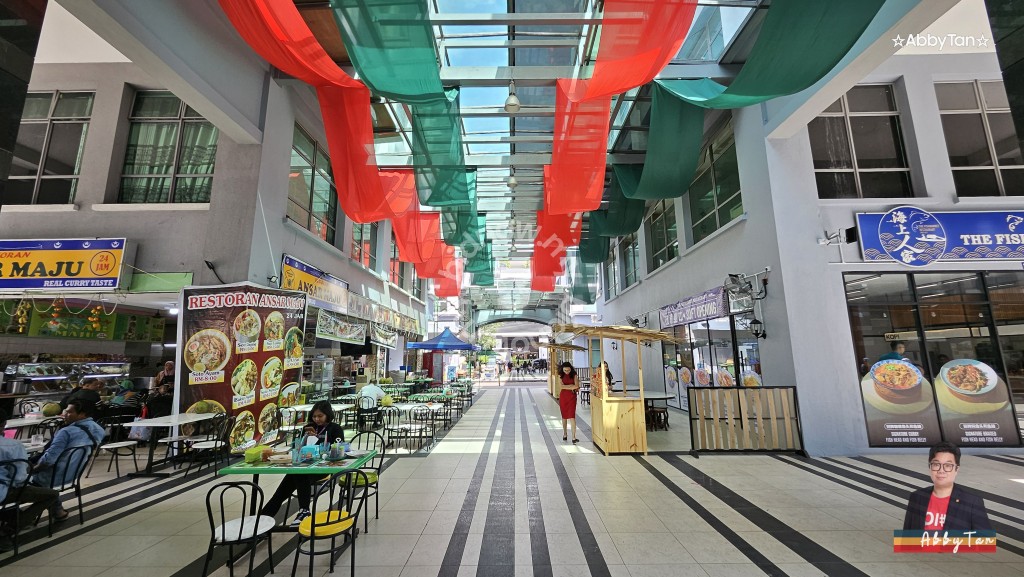 KK Times Square | Walkway Corner Shop | Near Manmi & Fishmarket